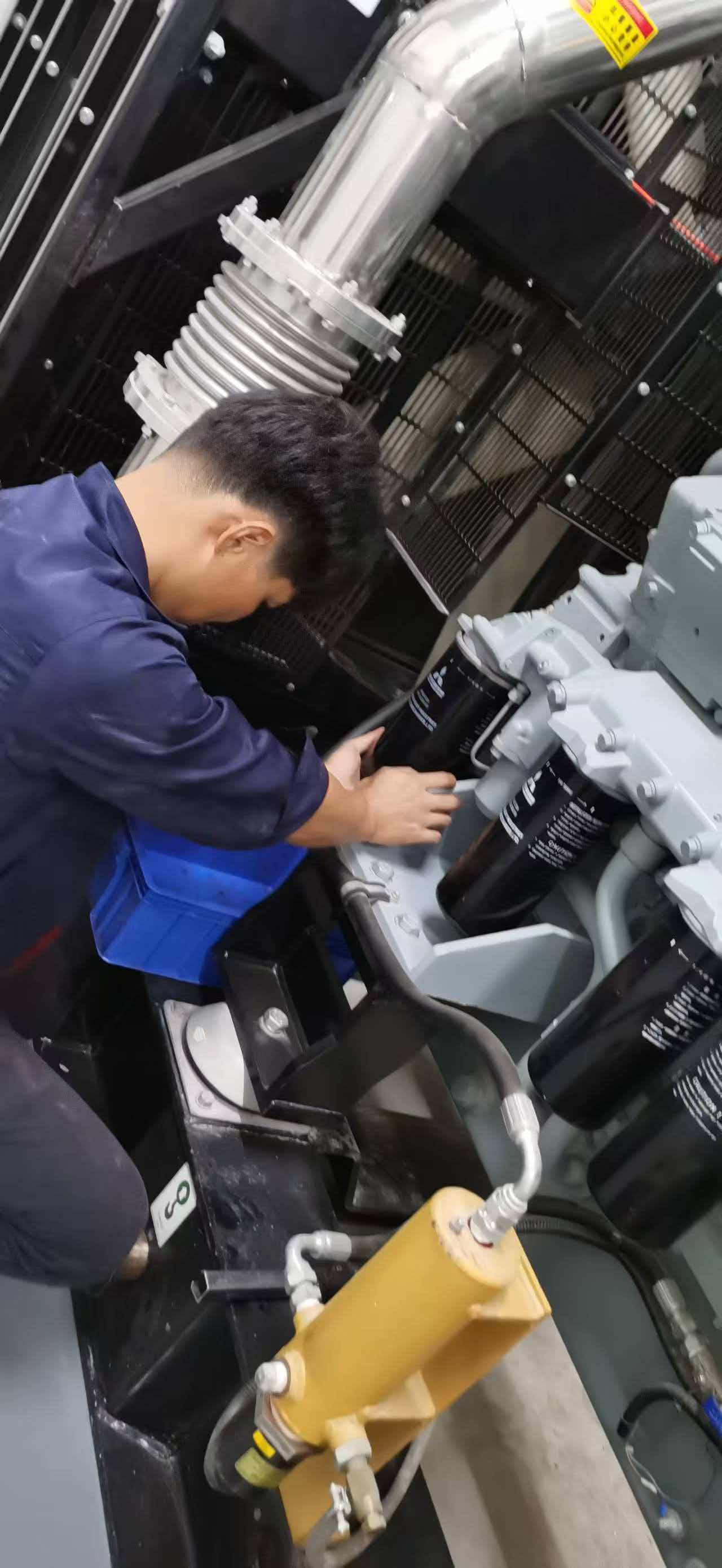 Oil Filter Replacement Service